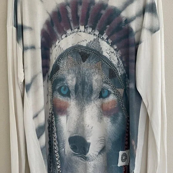 DOUBLE D RANCH Embroidered/Beaded Wolf in Head Dress Tee/Tunic: NWOT; MEDIUM - Picture 8 of 9
